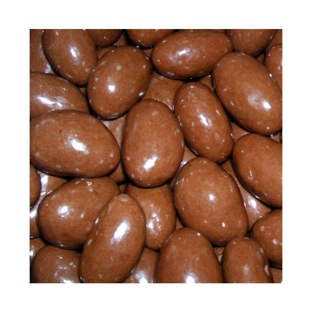 Chocolate Flavour Coated Brazil Nuts 400g